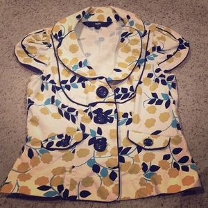 Vintage style vest, shirt sleeve blazer.